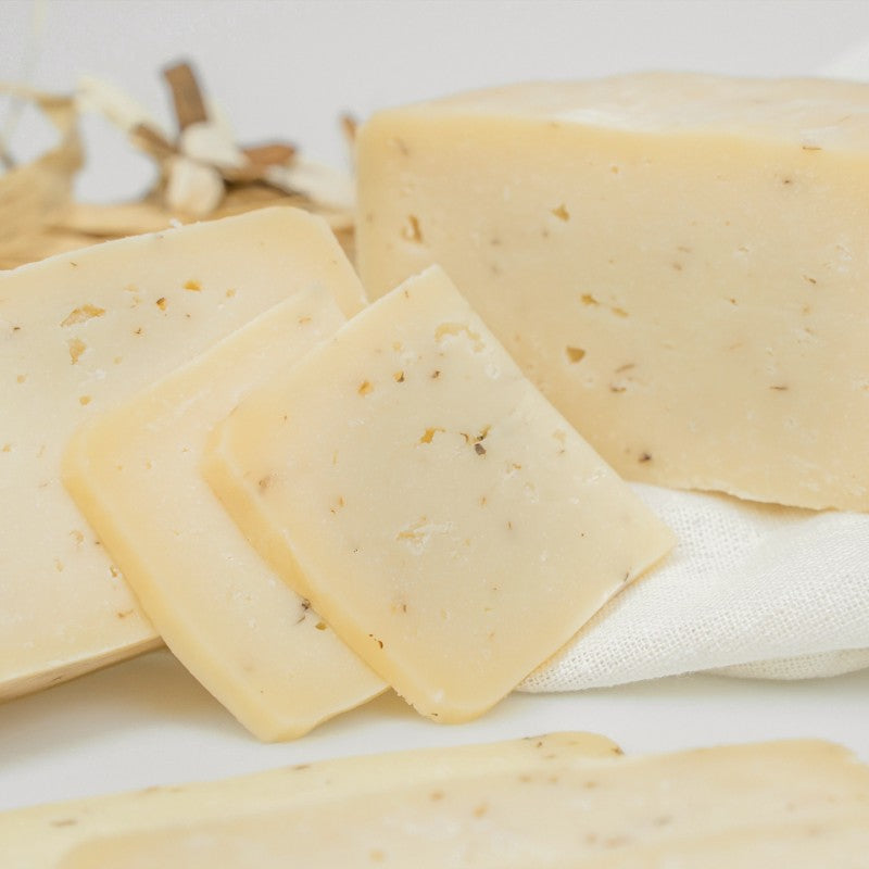 Queso de Oveja con Trufa Negra (Tuber Melanosporum)