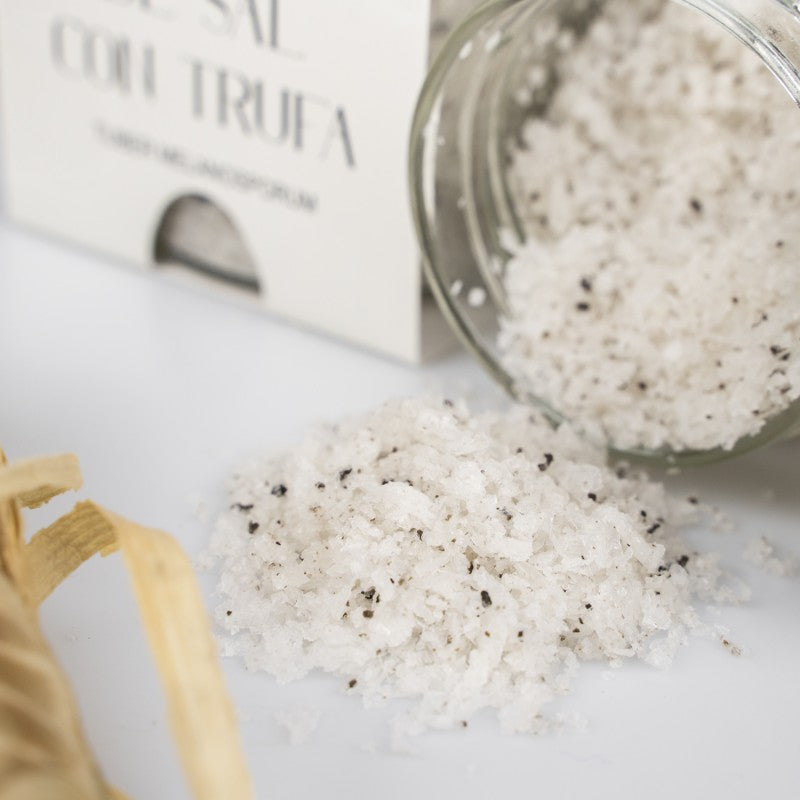 Pétalos de sal con Trufa Negra (Tuber Melanosporum)