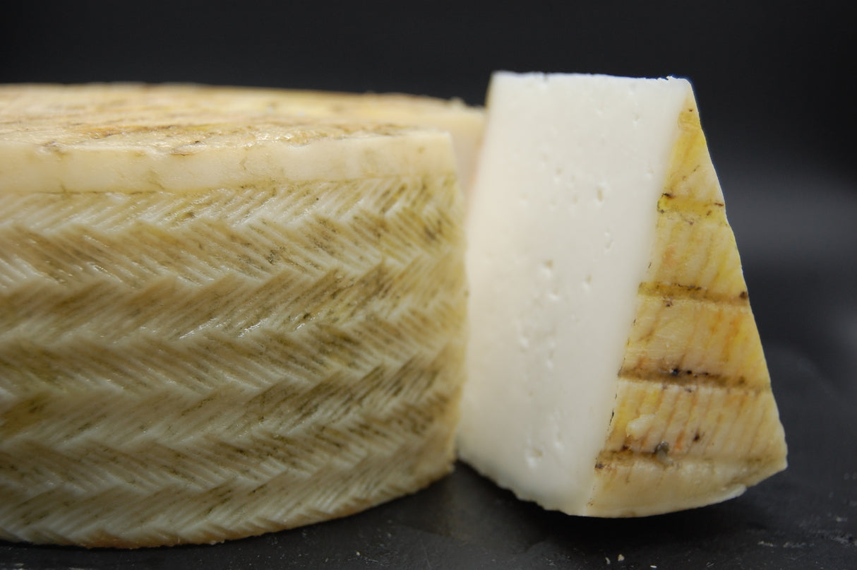Queso Semicurado de Cabra